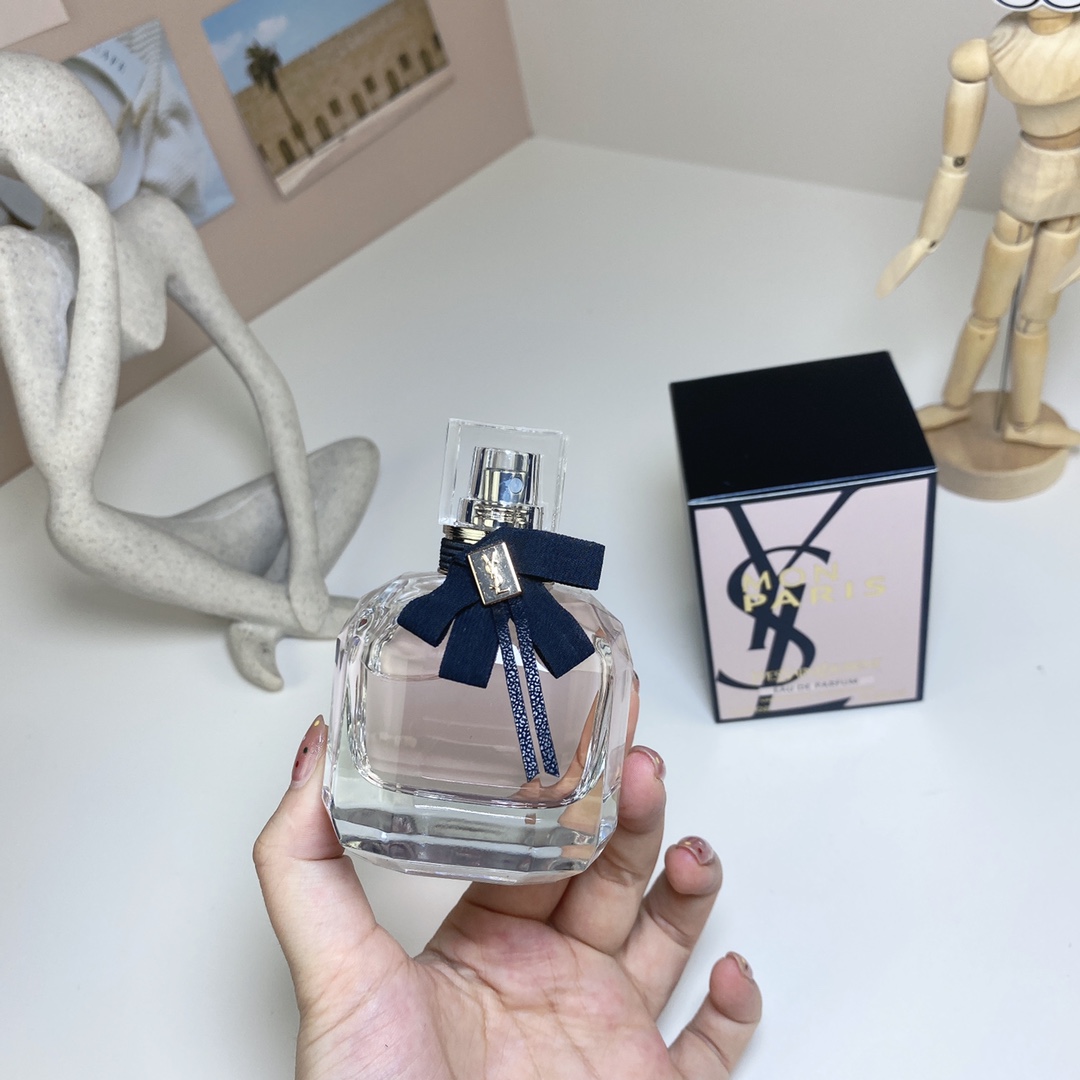 Saint Laurent perfume